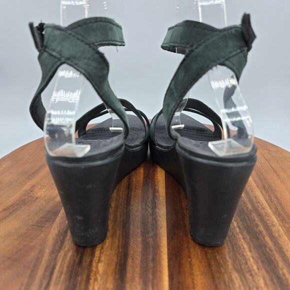 Crocs Sandals Women's 8 Black Leigh II Shimmer Ankle Strap Comfort Wedge Shoes - Picture 4 of 7